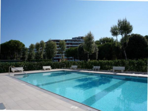Amazing studio with pool and terrace
